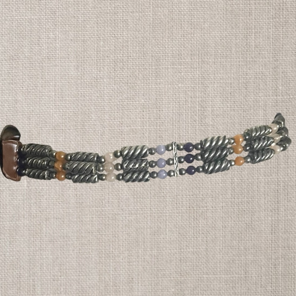 Vtg.Leather belt with western style buckle & multi strand Beaded Embellishments - Picture 3 of 10